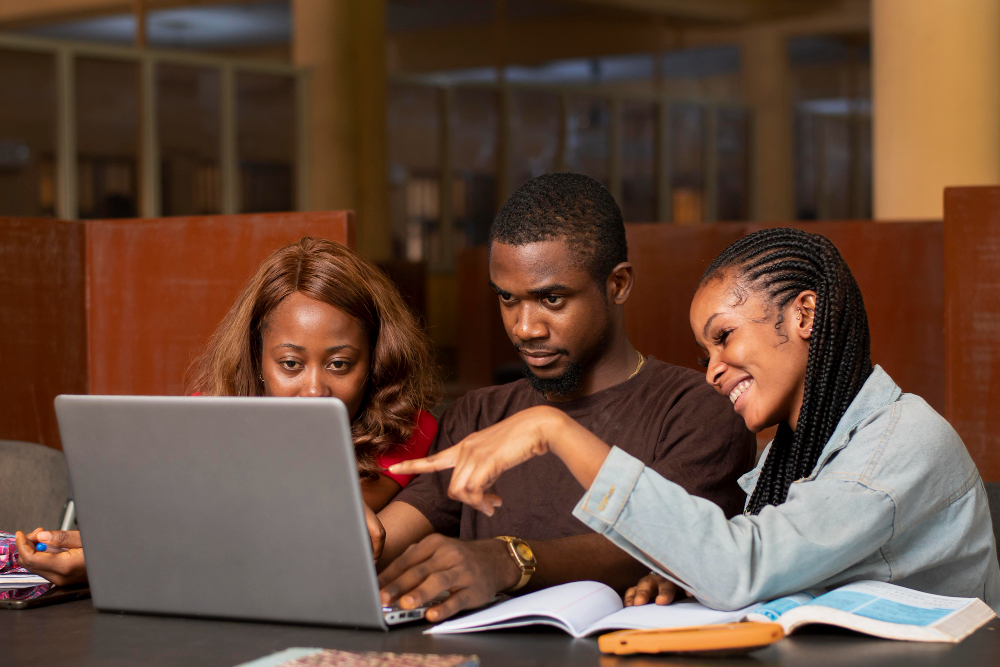 📘 COURS D’INFORMATIQUE BUREAUTIQUE